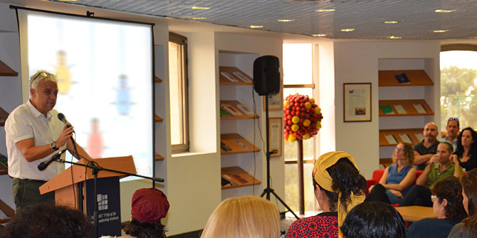 חשיפת תחומי העניין של עמיתי בית ספר מנדל למנהיגות חינוכית