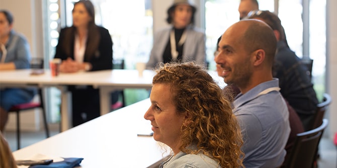 עמיתות ועמיתי מנדל ביום העמיתה והעמית תשפ"ב (צילום: סימנים הפקות)