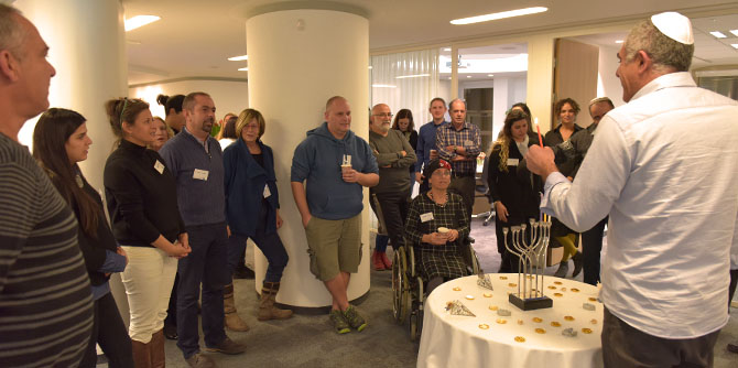 "באנו חושך לגרש" – מפגש למידה ושיח בוגרים בנושא המאבק באלימות נגד נשים