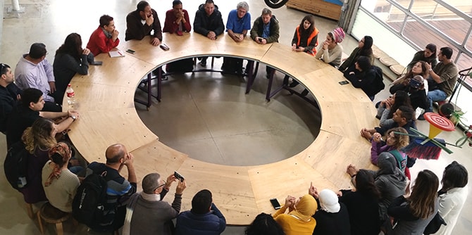 עמיתי תכניות מרכז מנדל למנהיגות בצפון סיירו בפארק אריאל שרון בחירייה