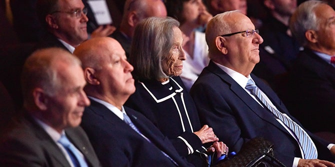 טקס לזכרו של מורטון מנדל