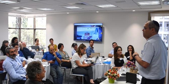 סדנה בנושא העברת מסרים מיטבית בעידן הדיגיטלי