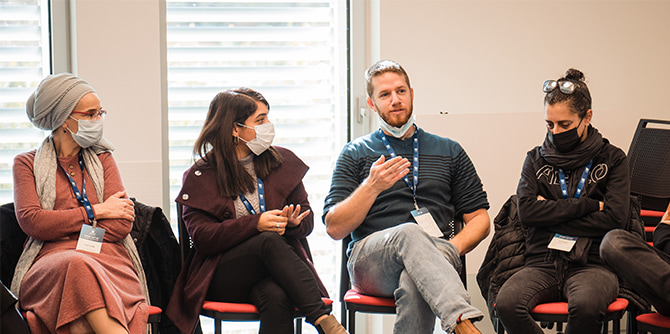 Fellows exchange ideas at the joint study day (Photo: Simanim Productions)