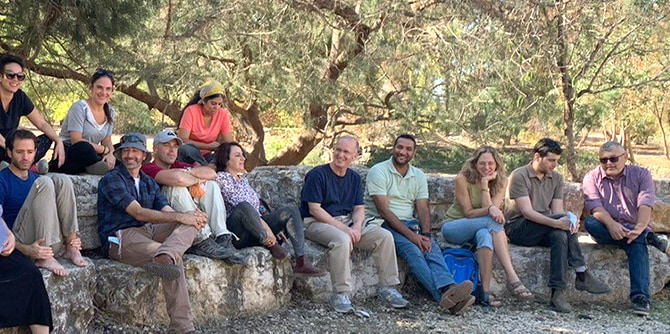 עמיתי בית הספר בסיור