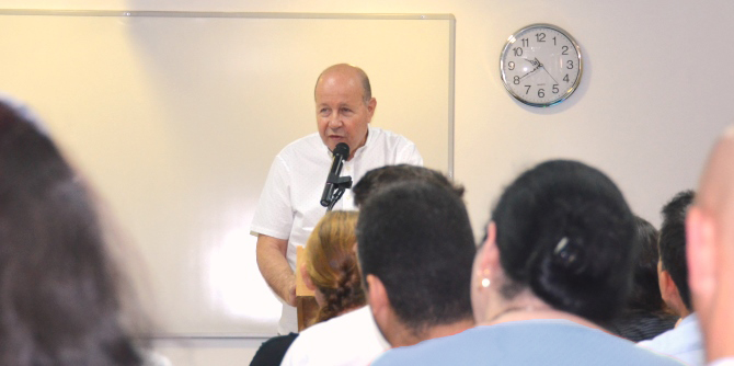 בשמחה ובהתרגשות מהולות בעצב על הפרדה מחבר הסגל שמעון אדלר נפתחה שנת הלימודים