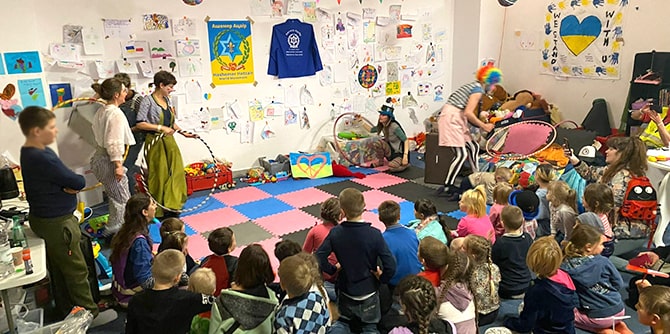 אירוע לילדים אוקראינים בניהול בתי נוער הנחשונים (צילום: אורן דדו ברקן)