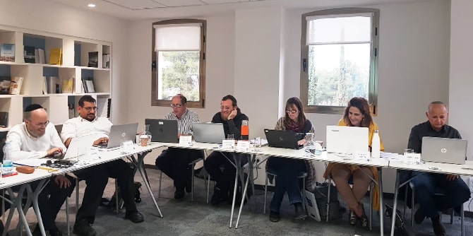 דנה לכתיבת ערכים ולעריכה בוויקיפדיה והיכרות עם ויקידאטה