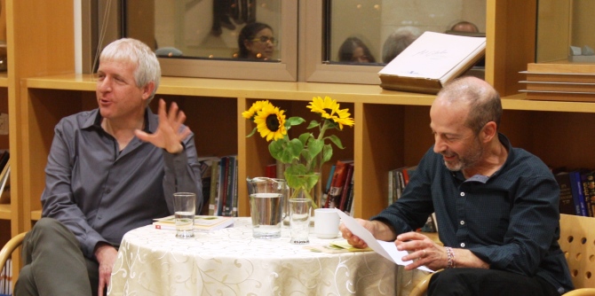 מפגש לרגל צאת ספרו האקו-פואטי החדש של המשורר פרופ' עדי וולפסון, אוֹיְקוֹס أويكوس OIKOS